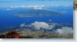 Faial seen from the top of Pico